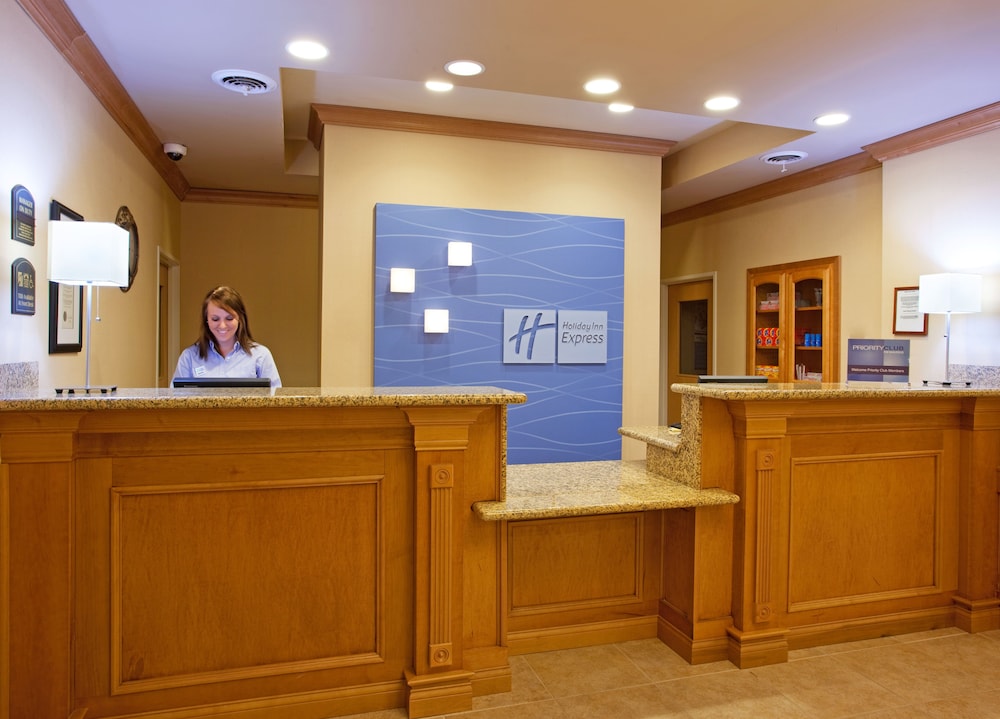 Holiday Inn Express Hotel and Suites Chesterfield - Selfridge Area 5/57
