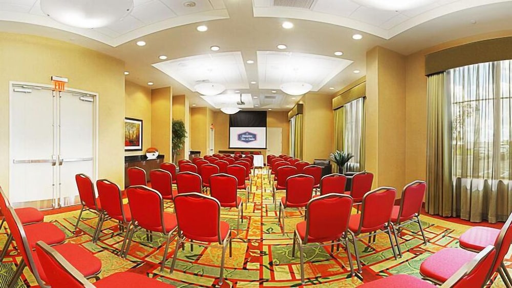 Hampton Inn and Suites Miami South Homestead 42/48
