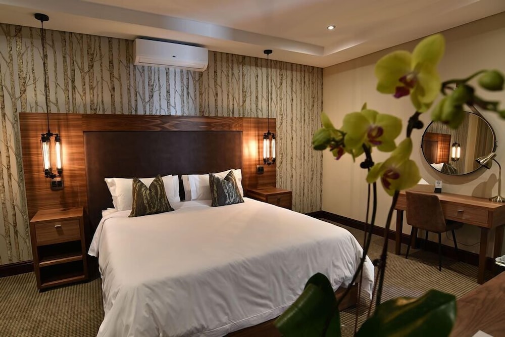 The Tredenham Boutique Hotel 6/24