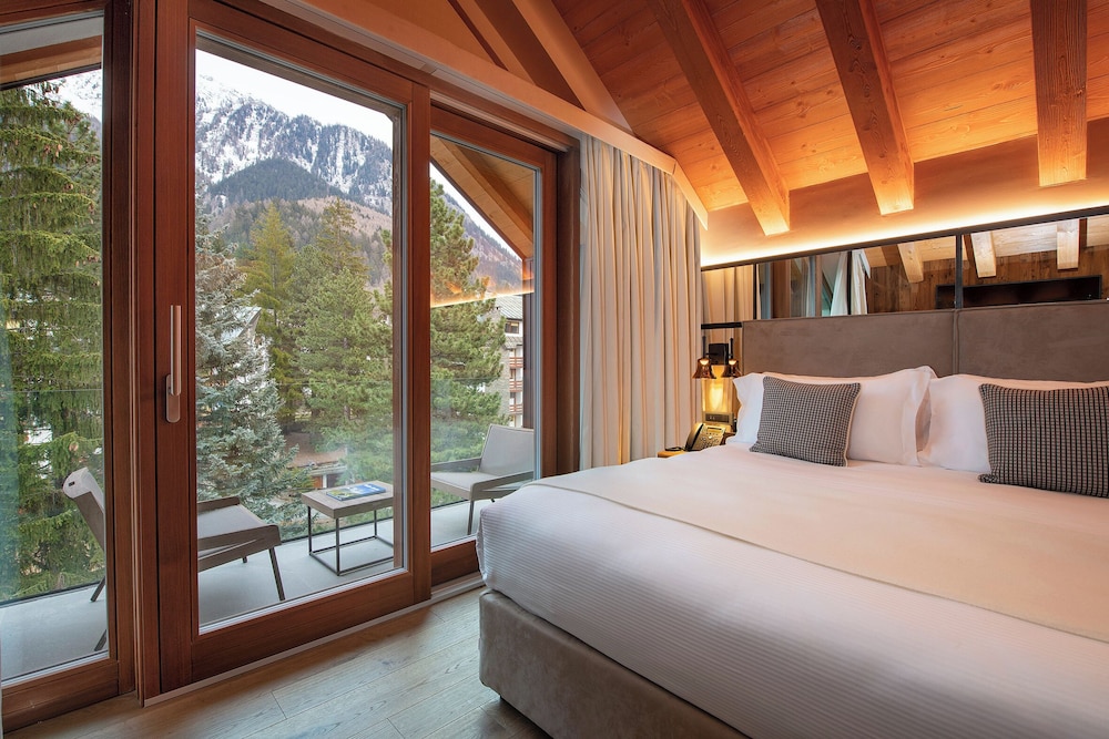Roof Top, Suite, Triple, Double Bed, Mont Blanc View