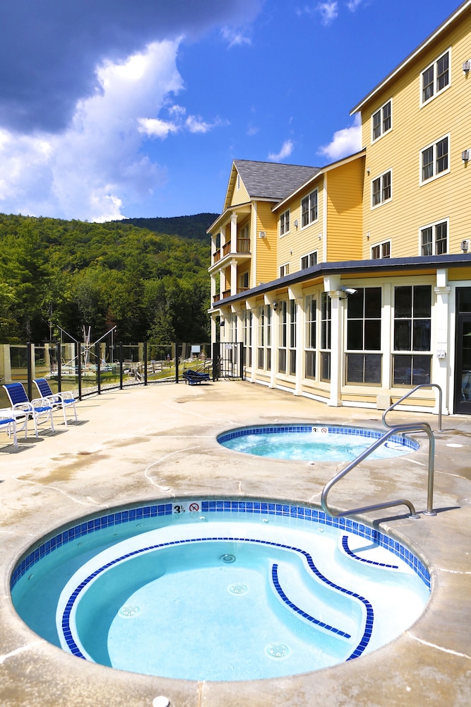 Jackson Gore Inn 2/33