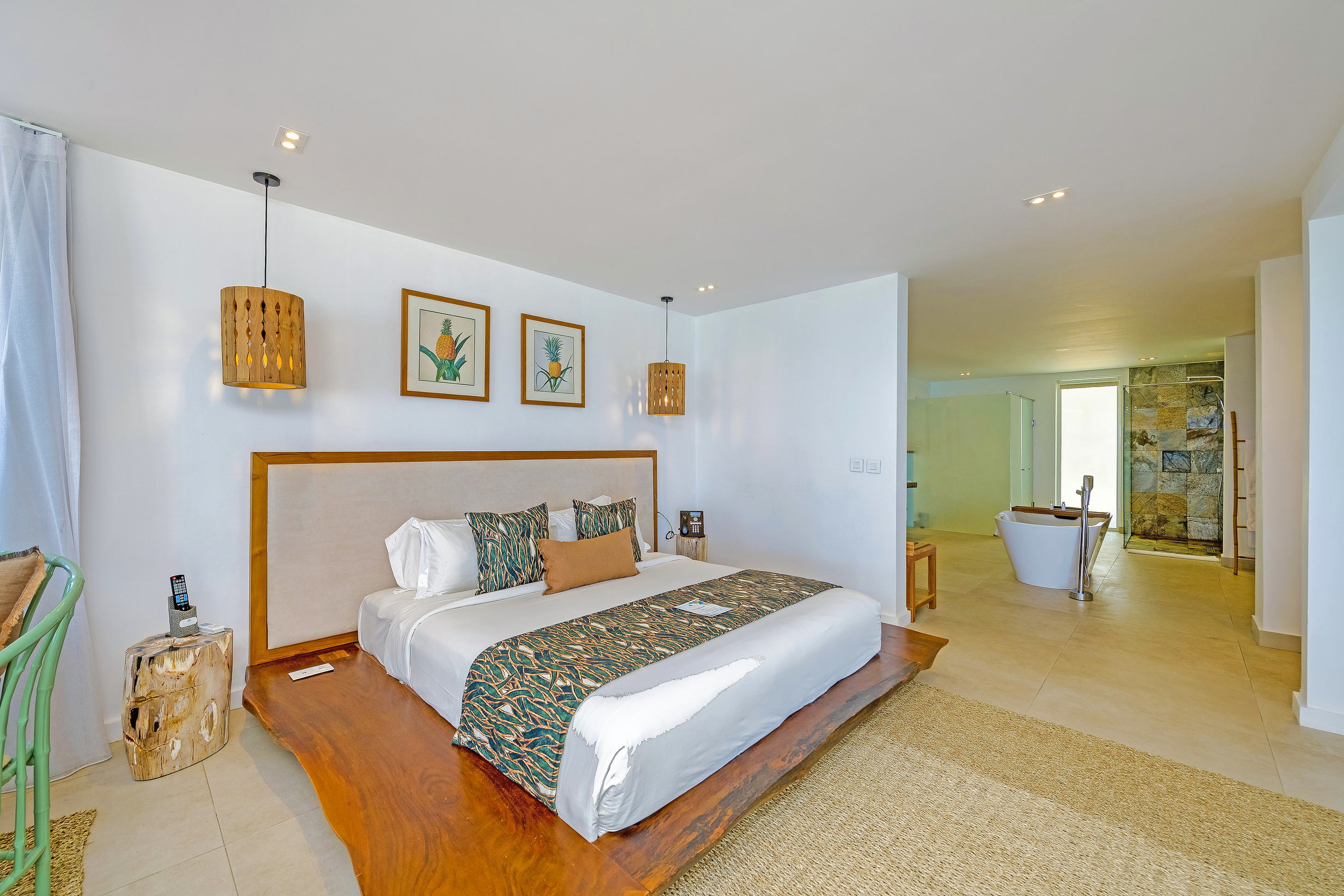 Senior Suite