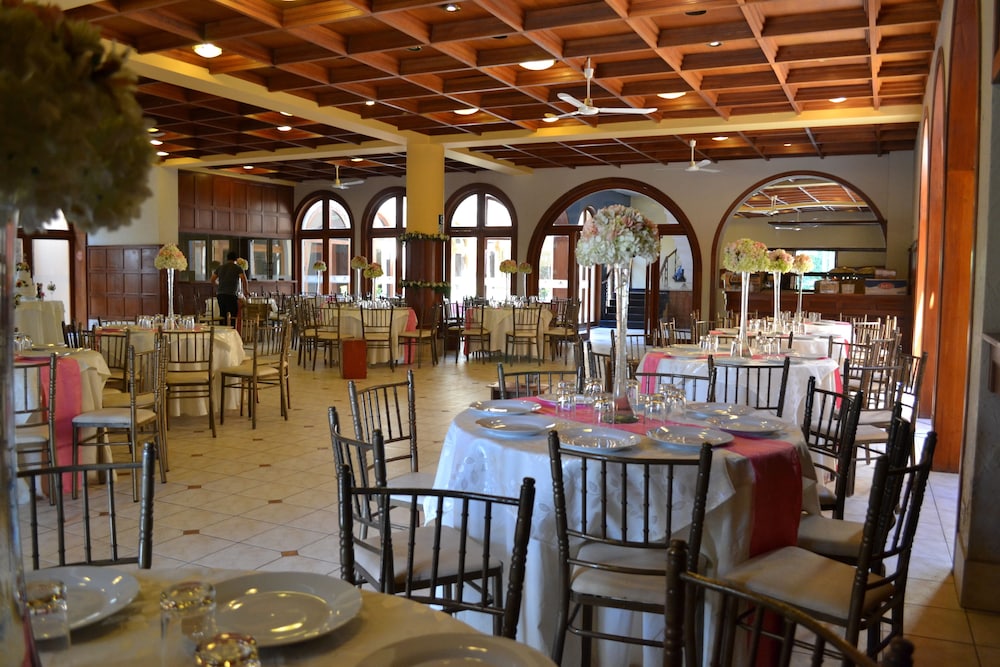 DM Hoteles Mossone Ica 22/29