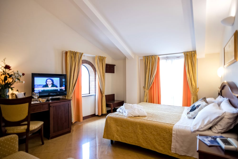 Grand Hotel Italia 7/50