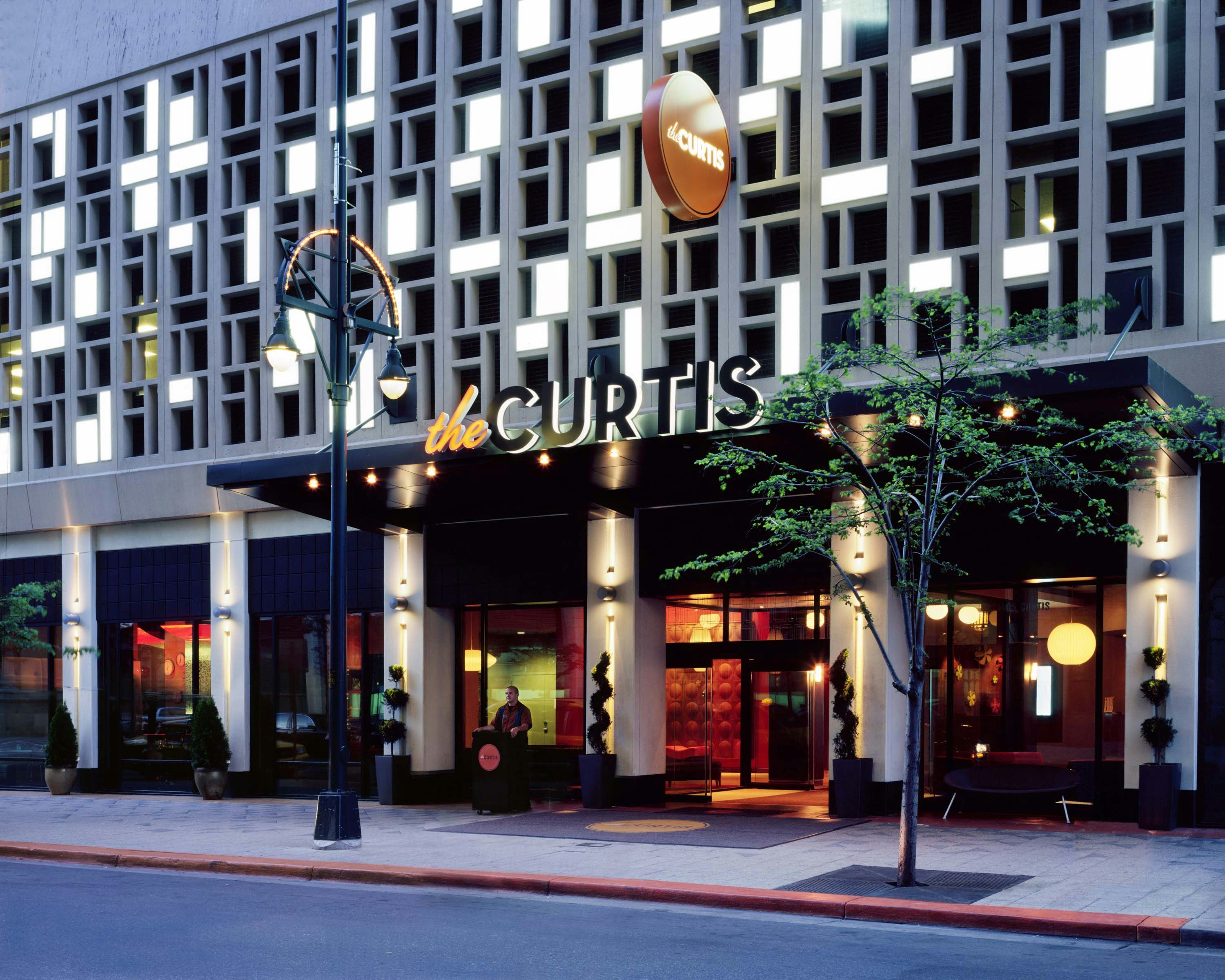 The Curtis Denver a DoubleTree by Hilton Hotel 6/83