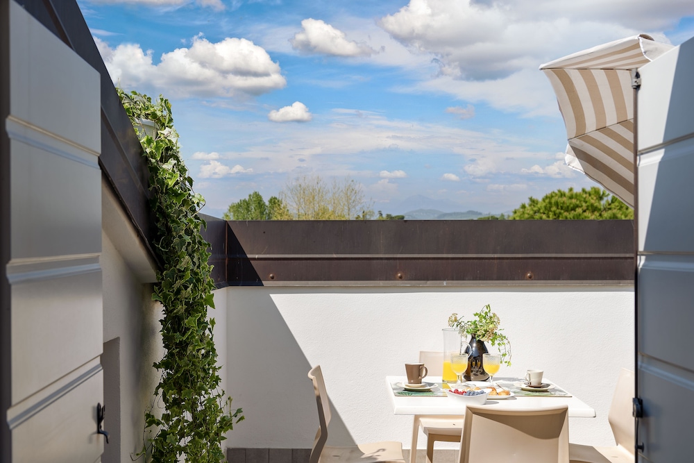 Vialeromadodici Rooms & Apartments 2/58