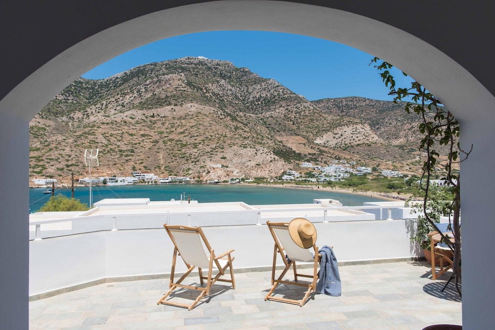 Sifnos House - Rooms & Spa 44/48