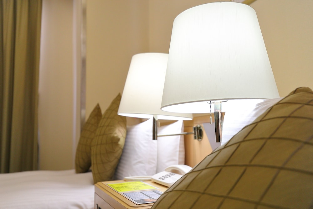 Surestay Plus Hotel By Best Western Shin-Osaka 35/45