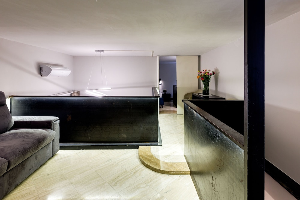 Piazza Farnese Luxury Suites 4/64
