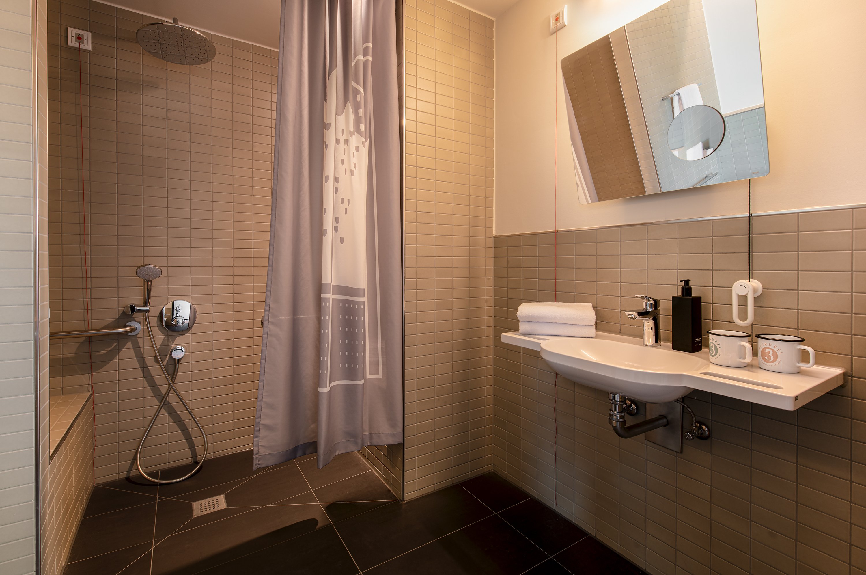 Pierdrei Hotel Hafencity Hamburg 22/24