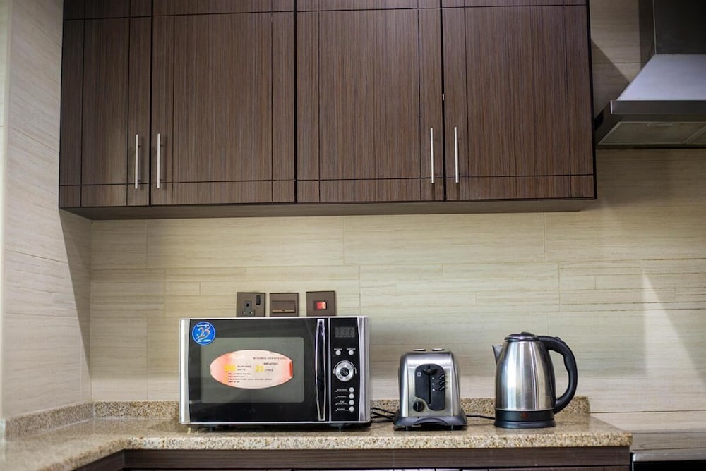 Better Living Hotel Apartment photo4