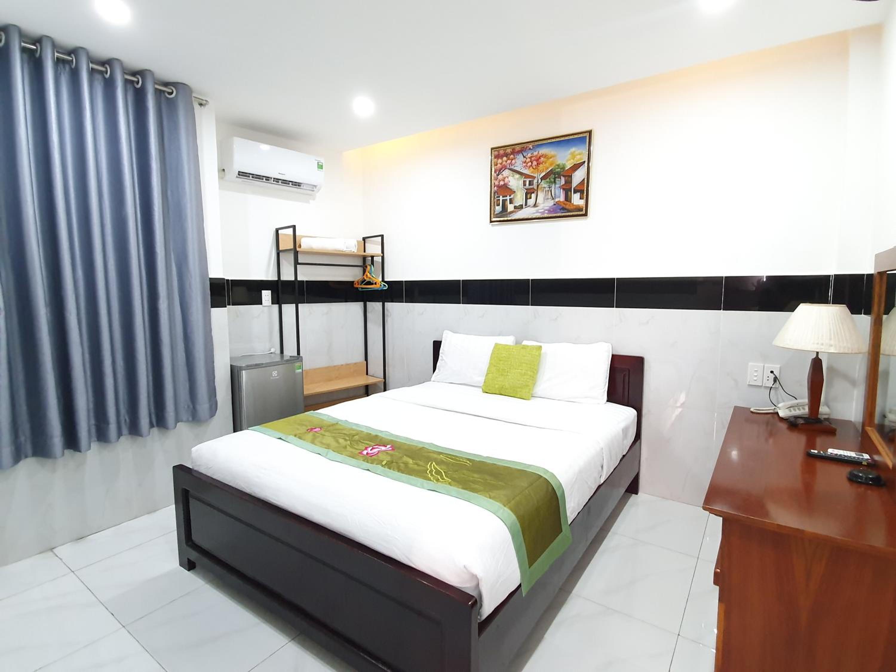 Economy, Double Bed