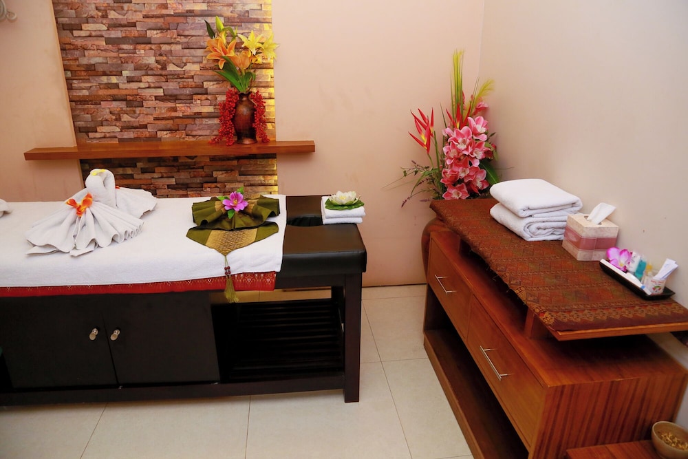 ASIA HOTEL AND RESORTS 52/60
