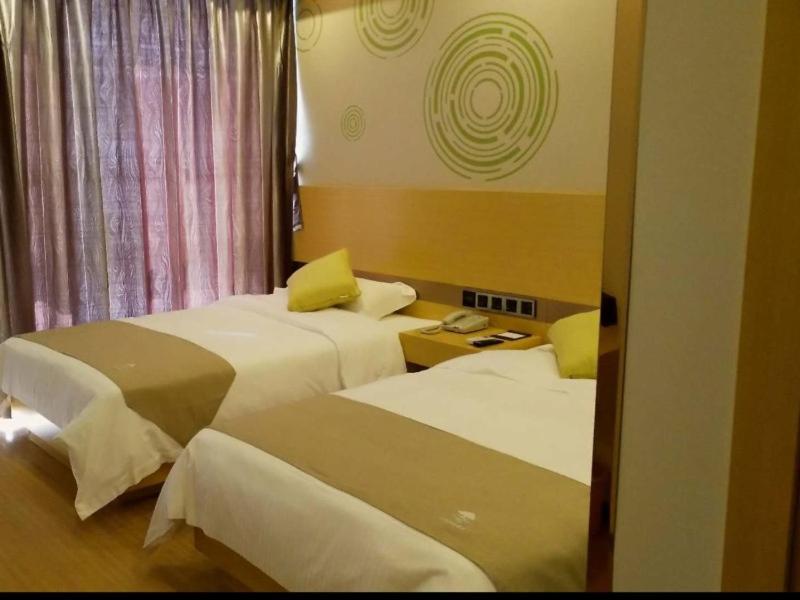 GreenTree Inn HuaiAn Area for development Shenzhen East Road Express Hotel 14/26