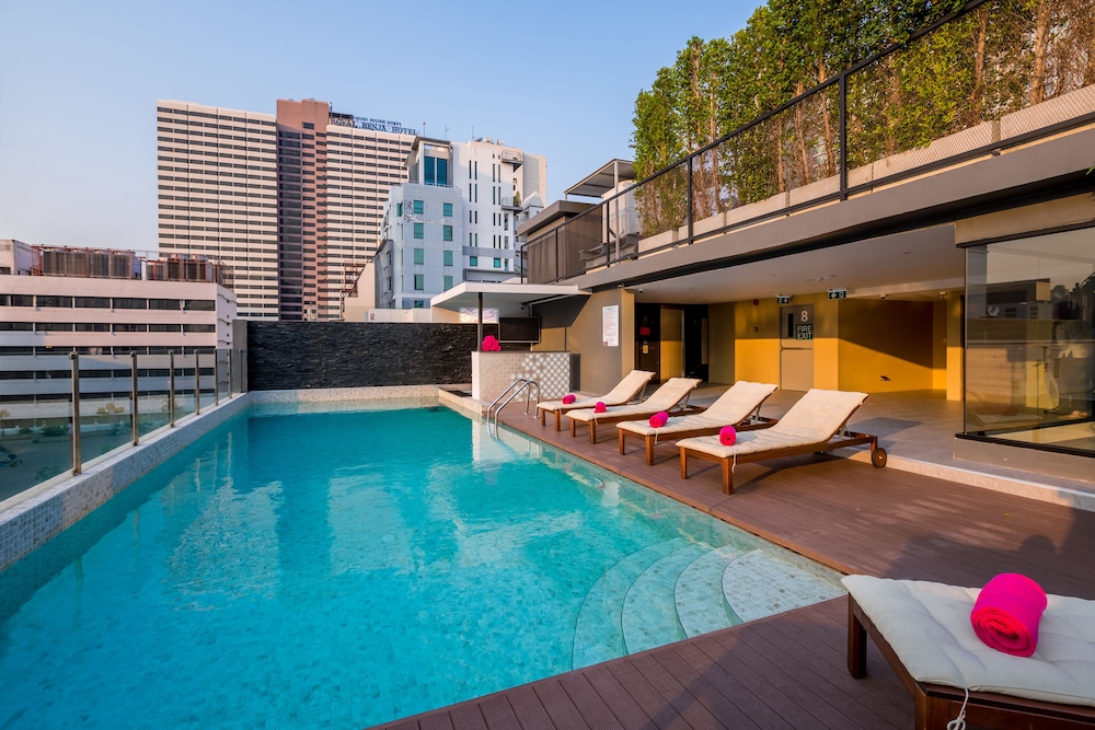 GLOW Sukhumvit 5 34/36