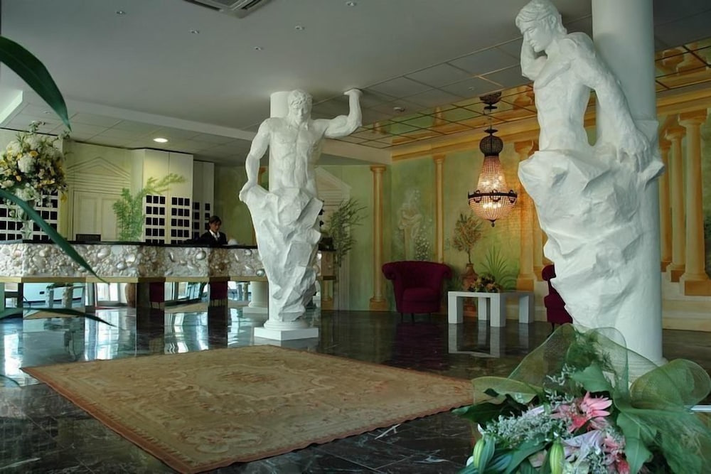 Domizia Palace Hotel 35/62