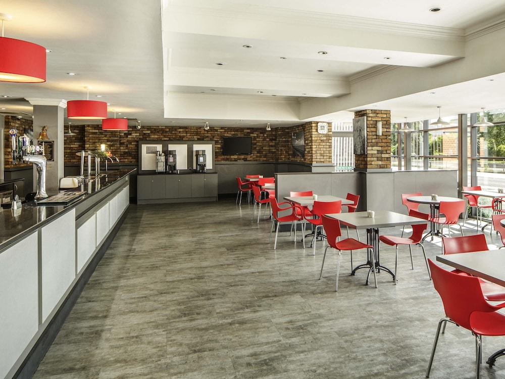 Ibis Hull City Centre 53/55