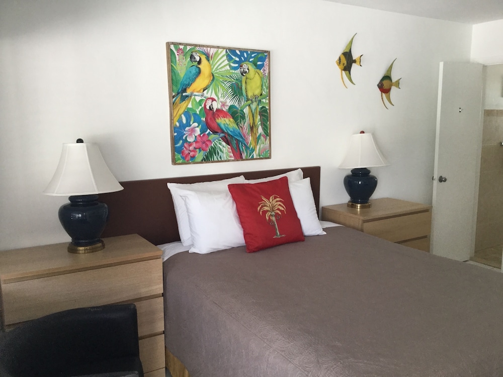Breakaway Inn 19/68