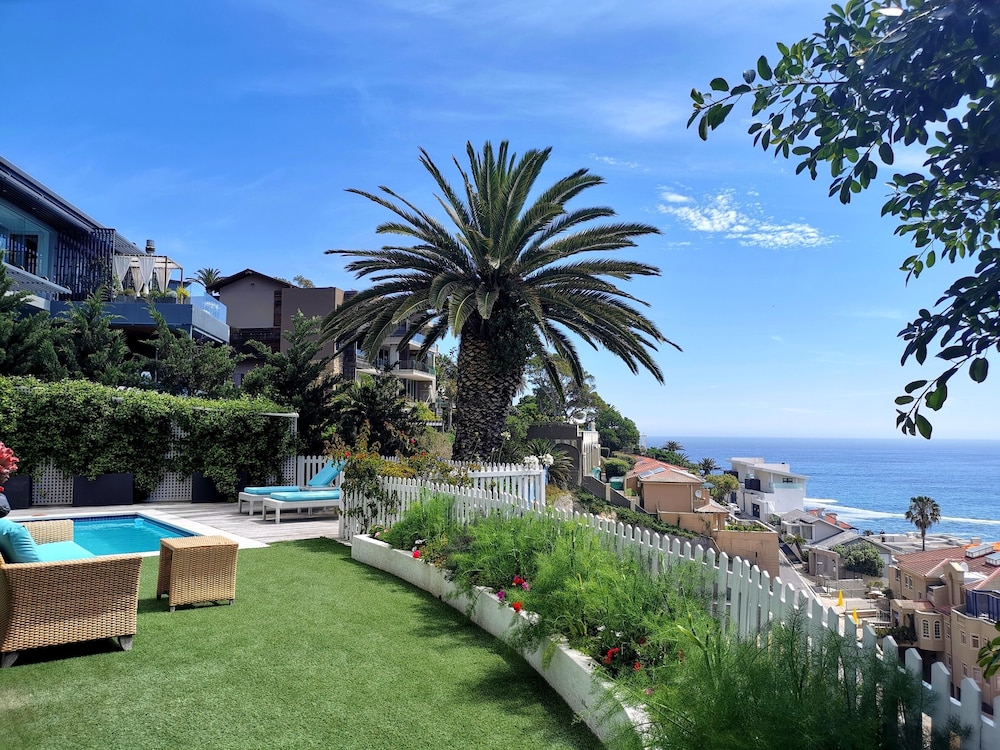 The Clarendon - Bantry Bay 39/50