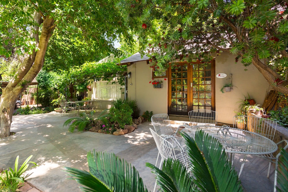 Morning Glory Cottages — photo 3