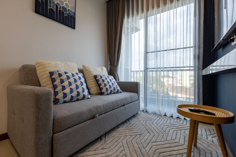 Amiri Place Hotel 25/50