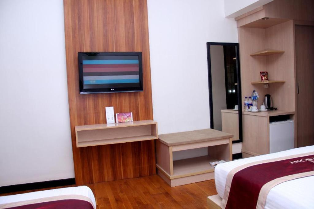 Hotel Ebony 16/33