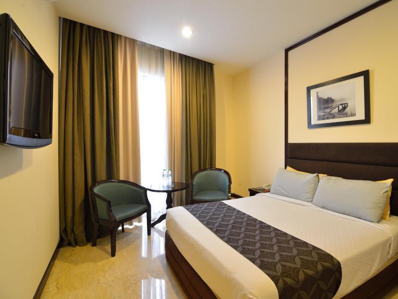 Media Hotel 16/37