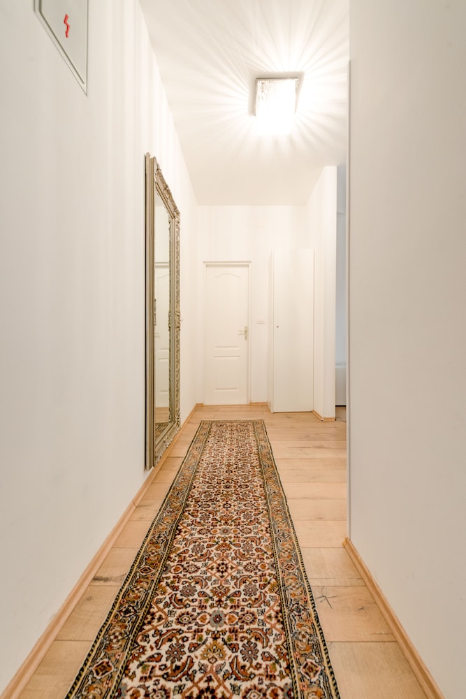 Aurum Templi Suites 40/58