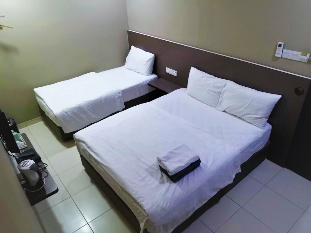 Tropika Garden Hotel 22/41