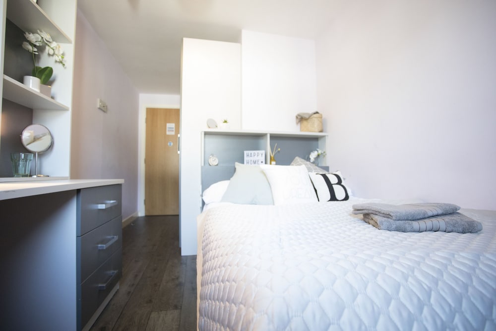 Beaverbank Place - Campus Residence 11/41