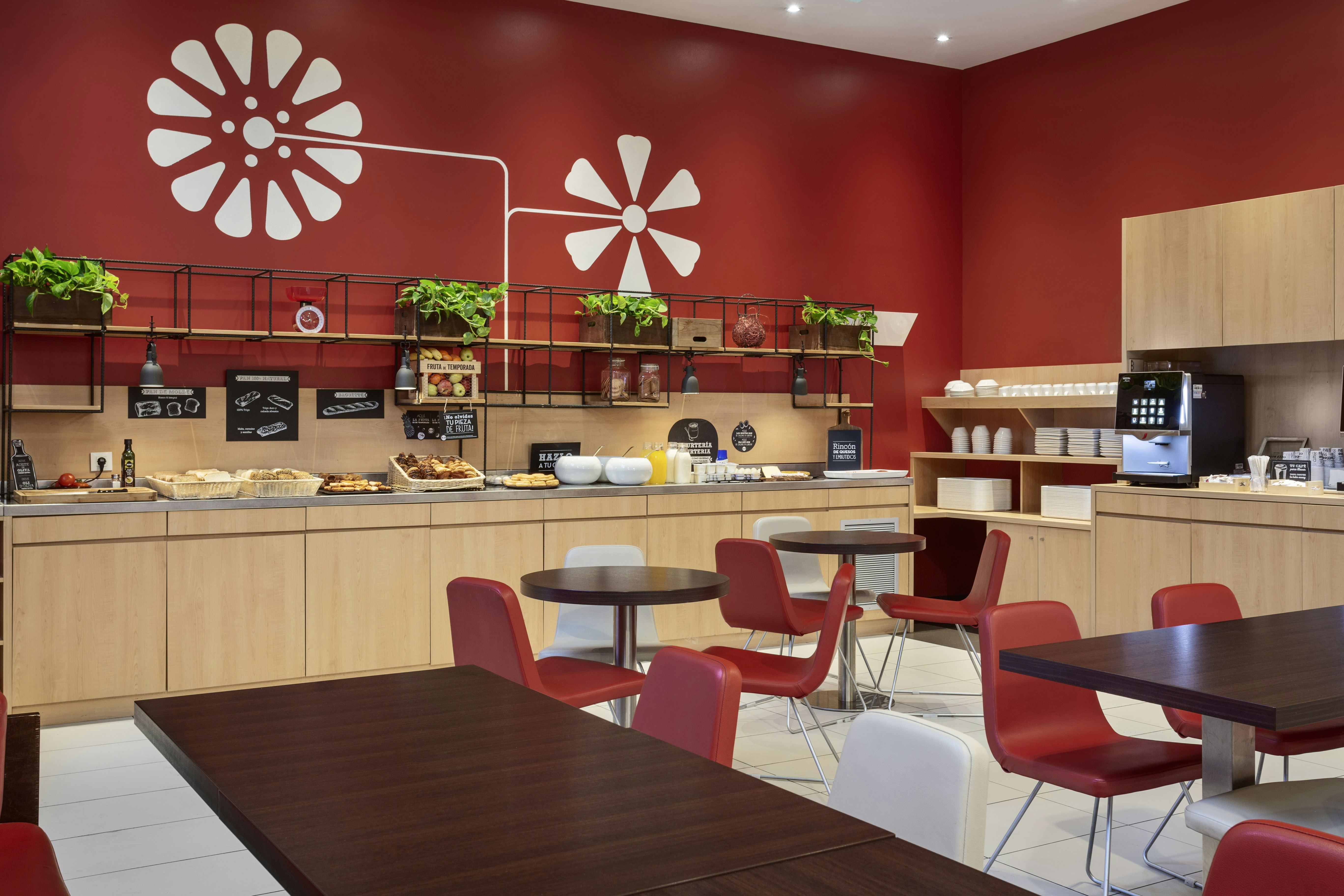 B&B HOTEL Barcelona Mataro 7/11