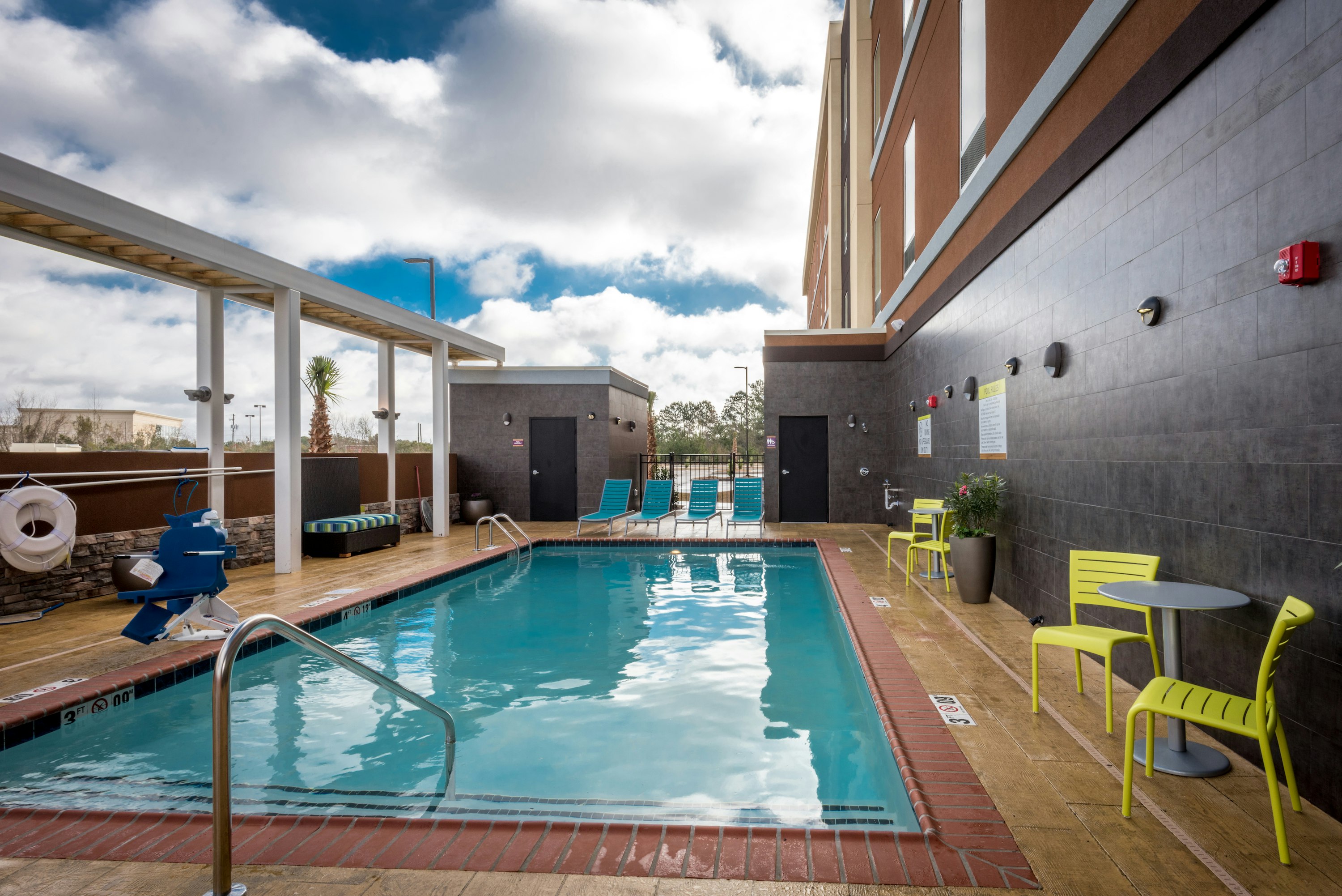 Home2 Suites by Hilton Gulfport I-10 3/27