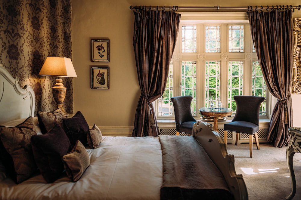 Mitton Hall 16/50