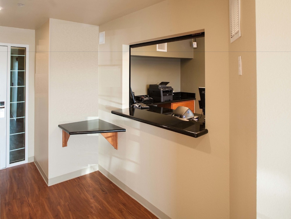 WoodSpring Suites San Antonio Fort Sam 13/41