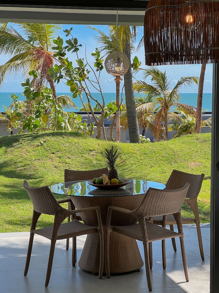 Club de Mar Condo Hotel 32/50