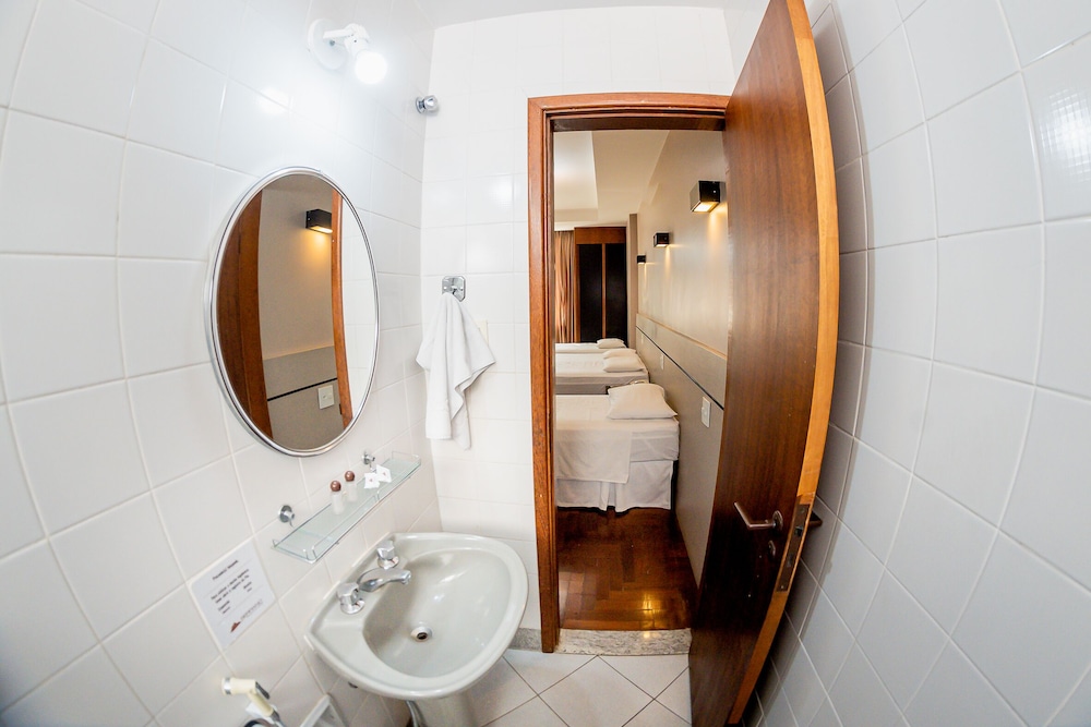 SERRANO RESIDENCIAL HOTEL 22/54
