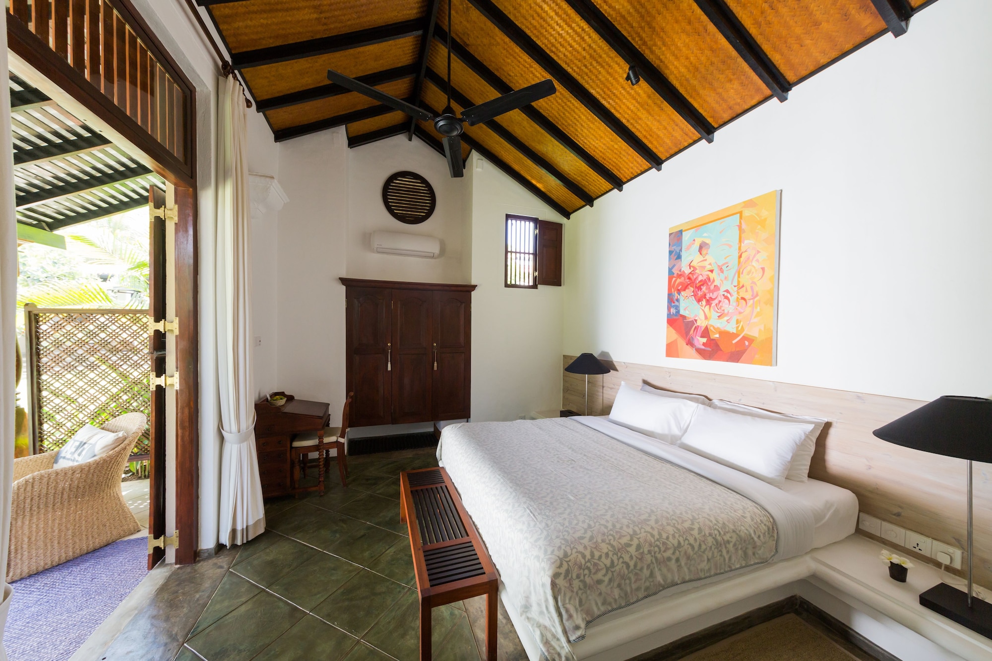SUPERIOR, KING BED, GROUND FLOOR