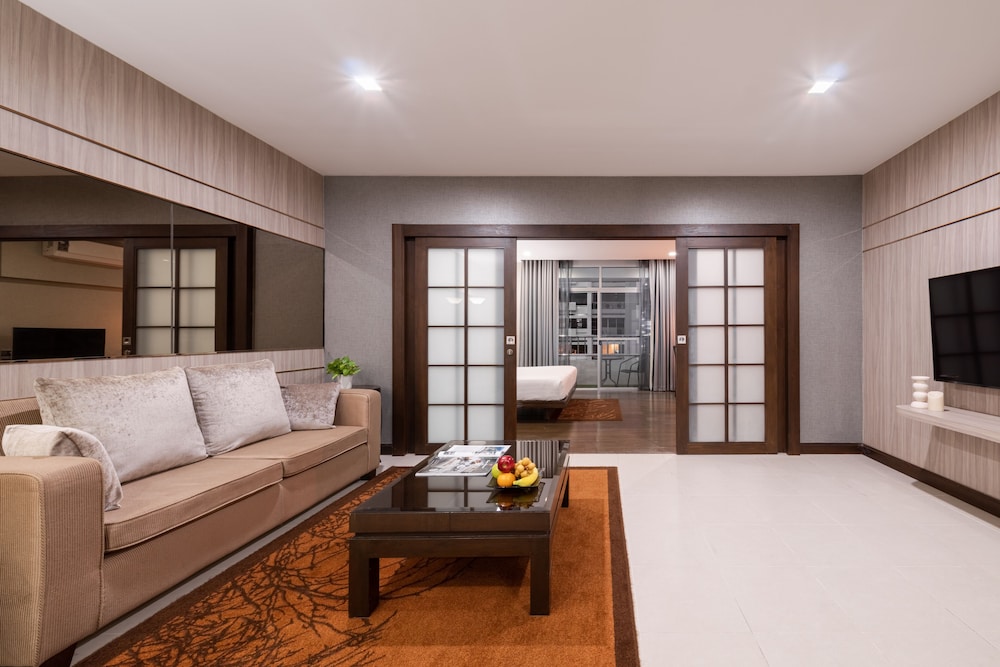 Grand Asoke Suites Boutique Residence 19/60
