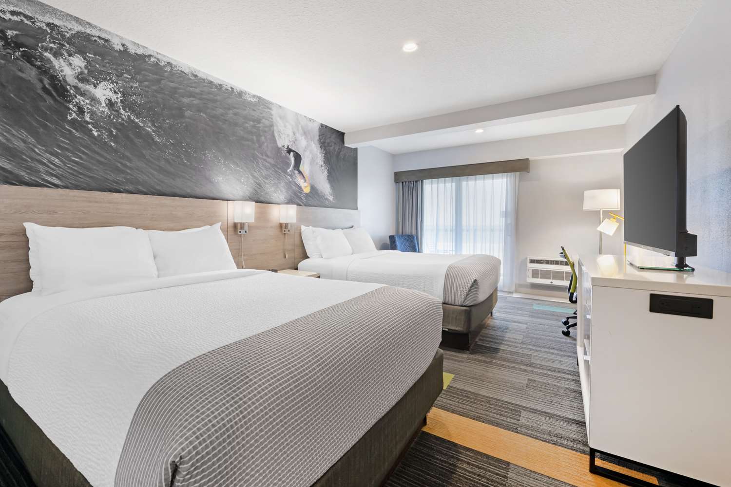 Room, 2 Queen Beds, Ocean Front, Balcony