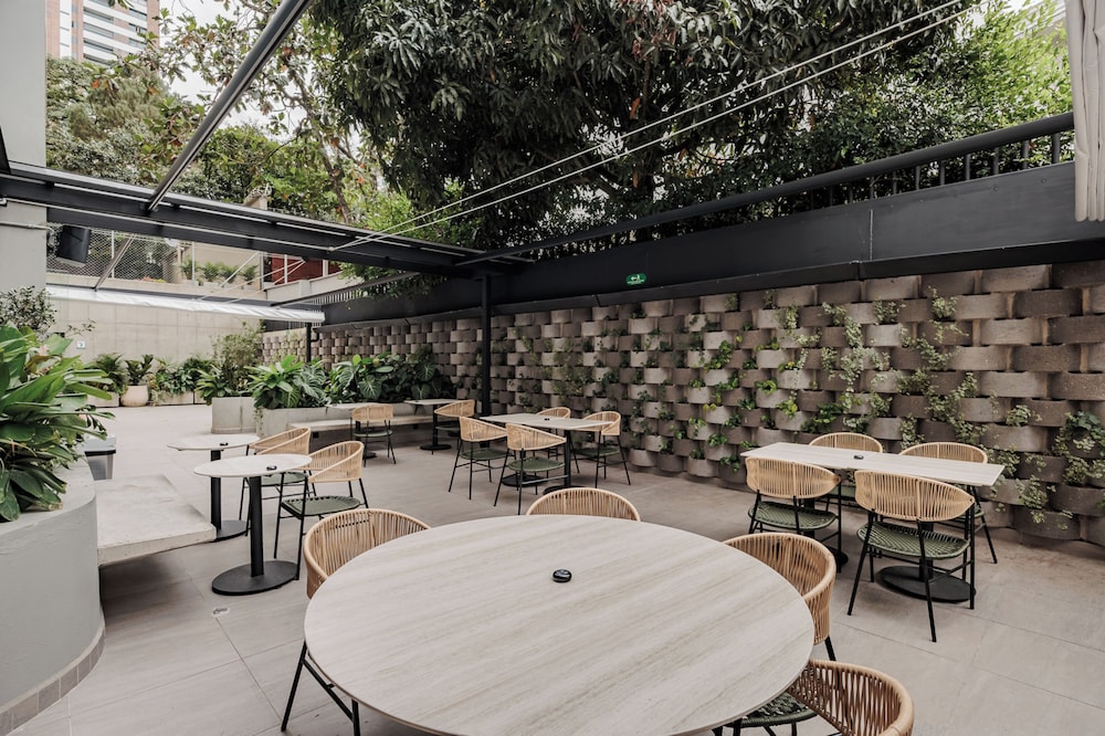 Lomm Hotel By Somos The Group 38/50
