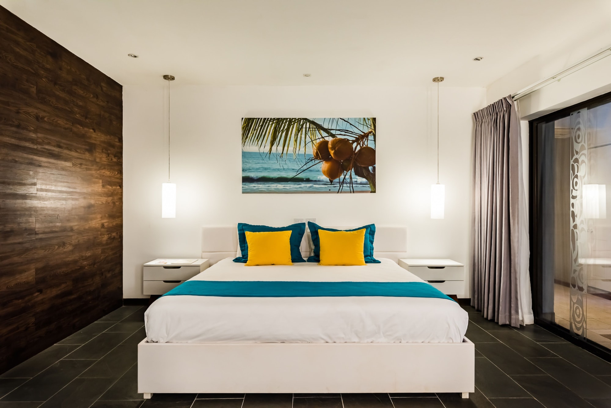 Romance, Superior, Deluxe, King Bed