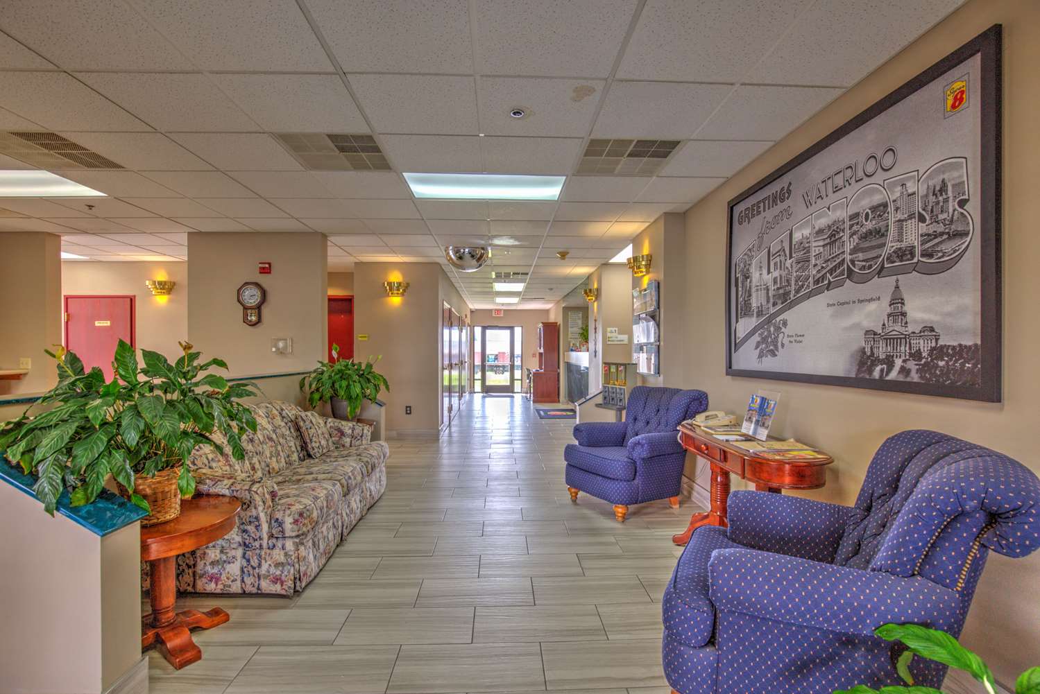 Super 8 by Wyndham Waterloo 6/13