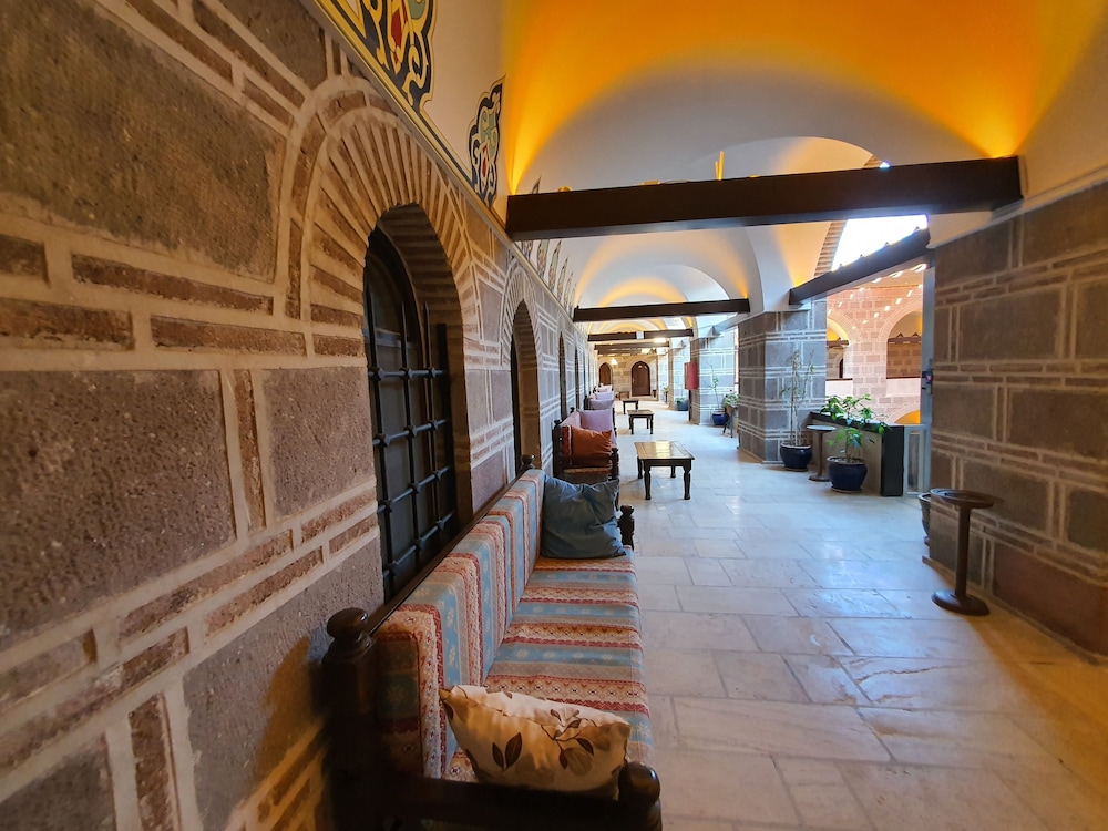 Kanuni Kervansaray Historical Hotel 7/32