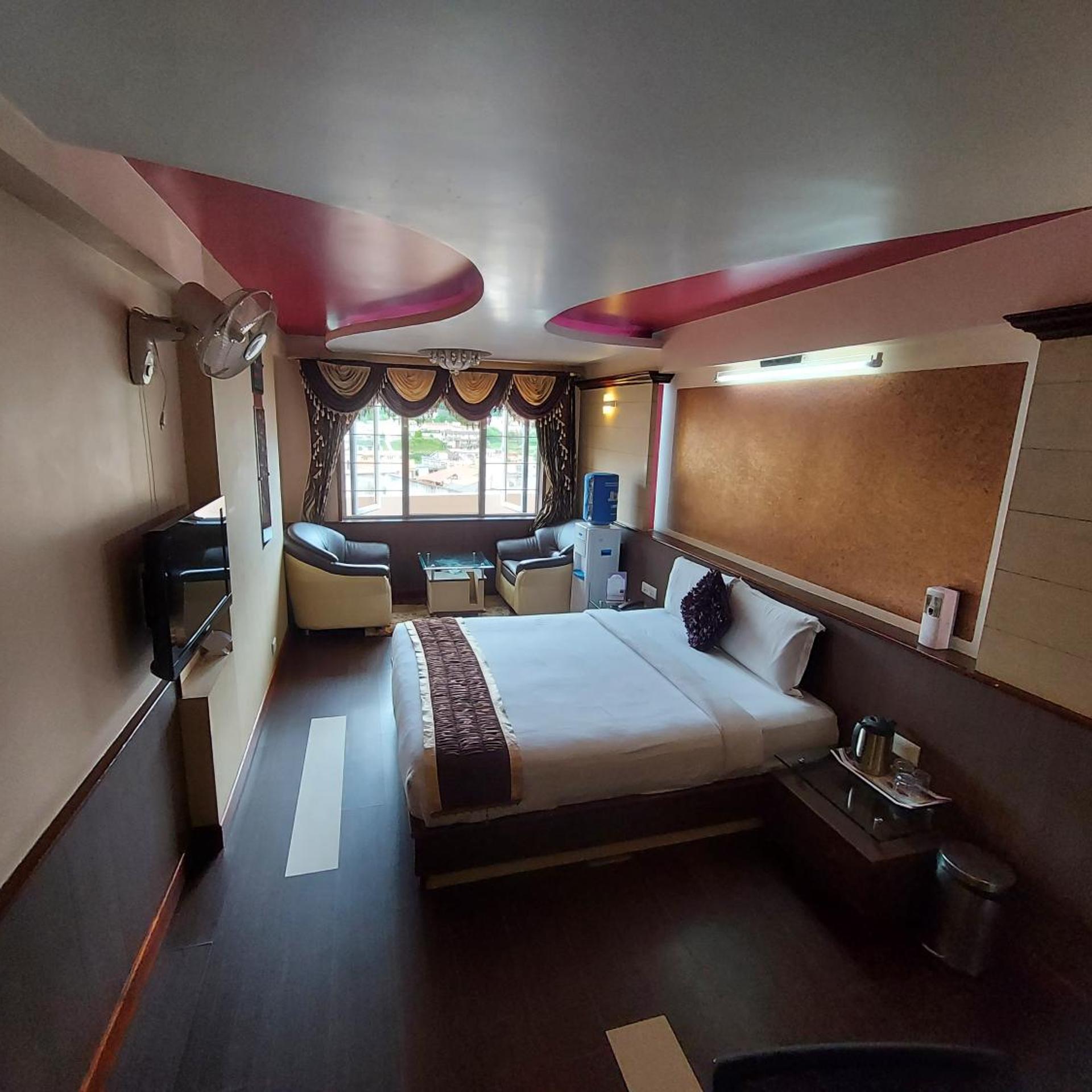 ASTORIA RESIDENCY 21/55