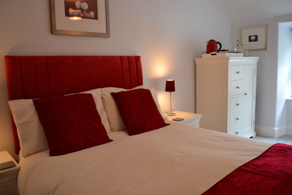 Room, Double Bed, Forest View
