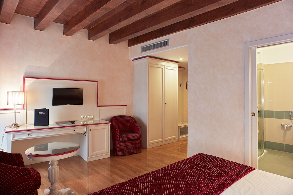 Albergo Mazzanti 35/60