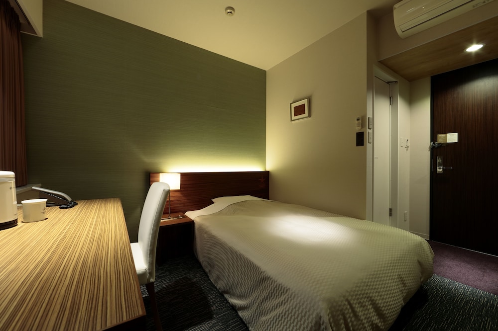 Candeo Hotels Ozu 19/45
