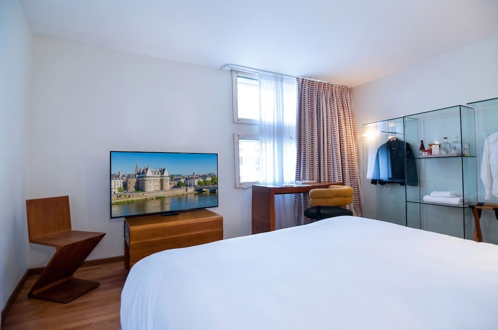 Hotel La Perouse 22/64