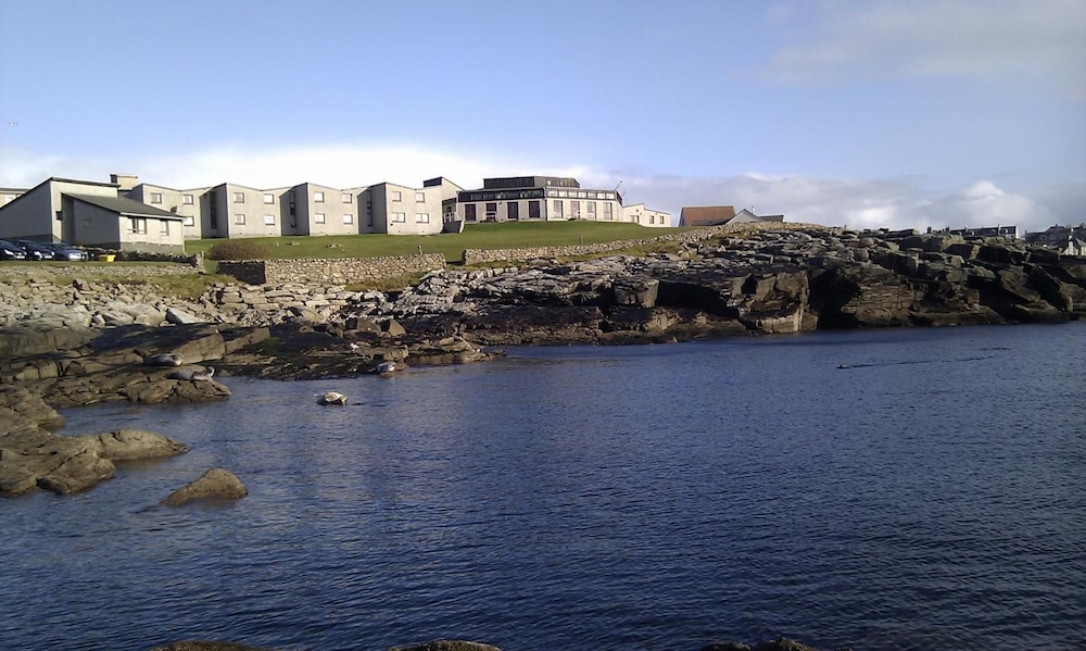 Lerwick Hotel 51/52