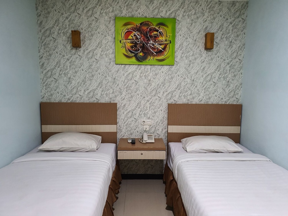 Amaliun Hotel 30/64